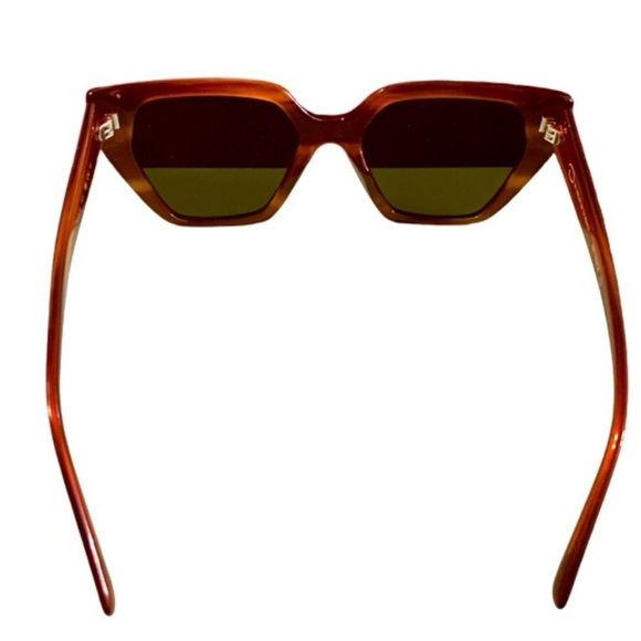 OSCAR DE LA RENTA Luxury Designer Sunglasses & Case - Picture 4 of 6